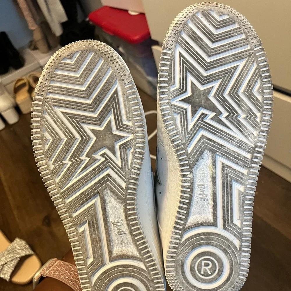 A BATHING APE (BAPE) GREEN CAMO SNEAKERS - Picture 4 of 5